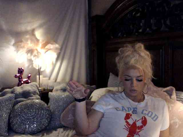 GwenTaylor webcam