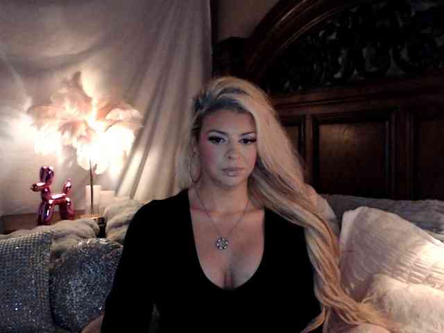 GwenTaylor webcam