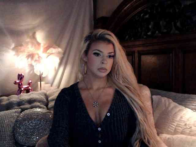GwenTaylor webcam