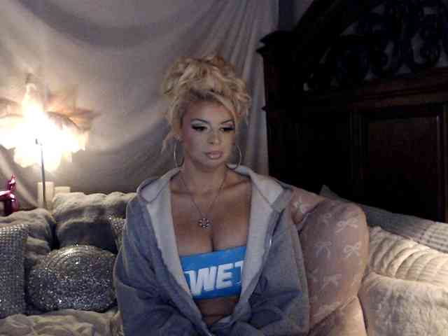 GwenTaylor webcam