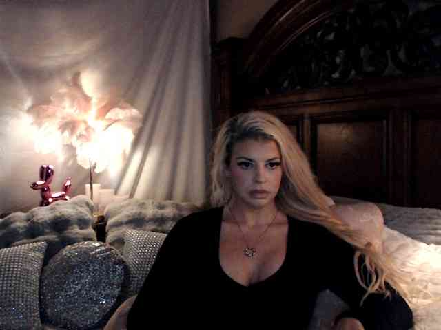 GwenTaylor webcam