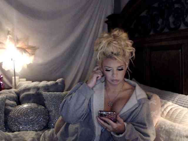 GwenTaylor webcam