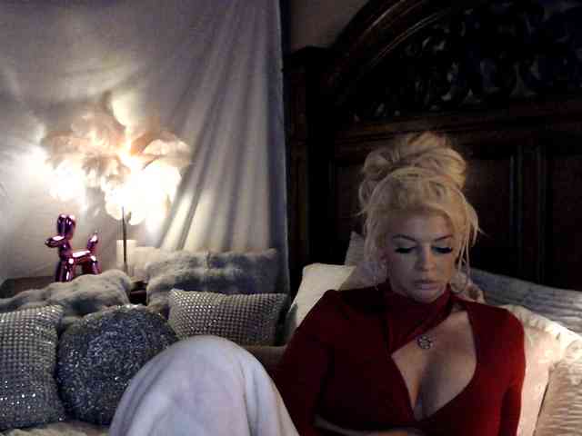 GwenTaylor webcam