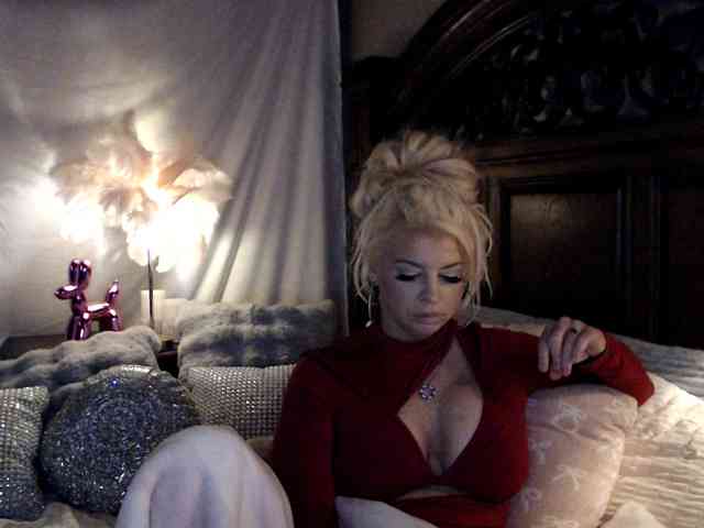 GwenTaylor webcam