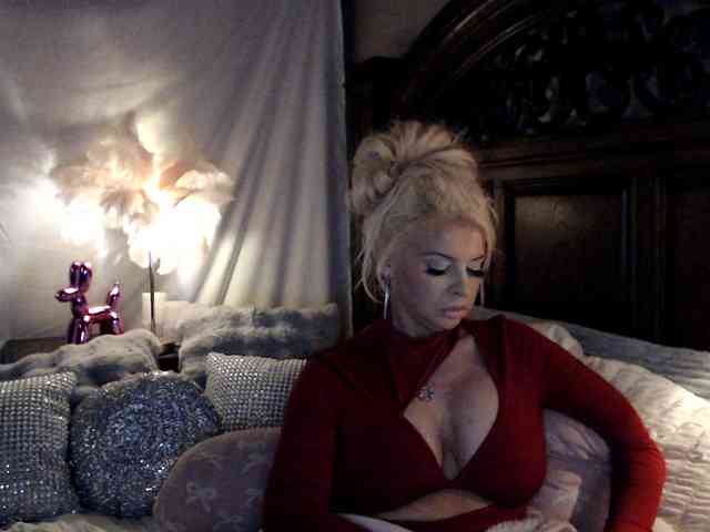 GwenTaylor webcam