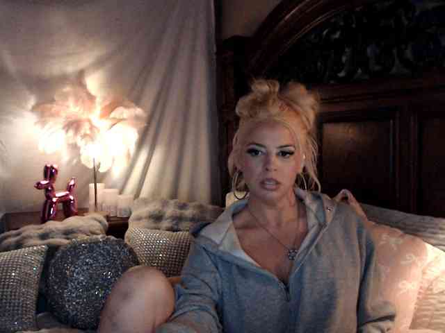 GwenTaylor webcam
