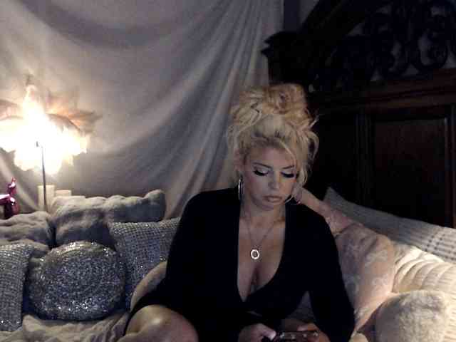 GwenTaylor webcam