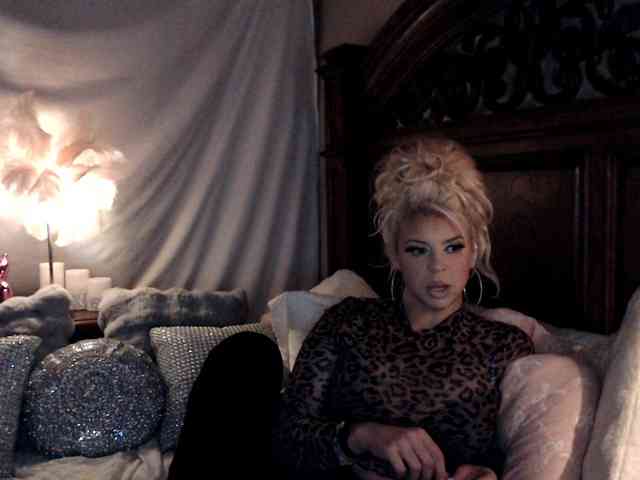 GwenTaylor webcam