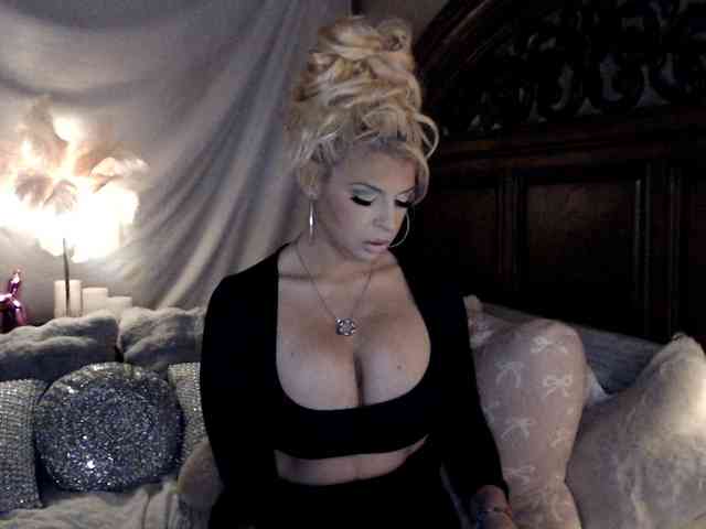 GwenTaylor webcam