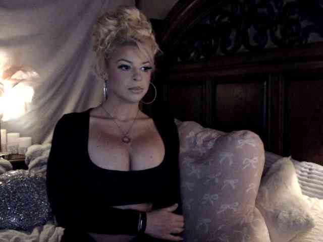 GwenTaylor webcam