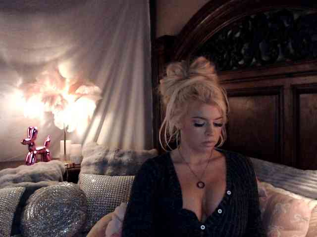 GwenTaylor webcam