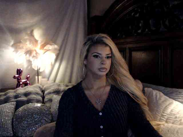 GwenTaylor webcam