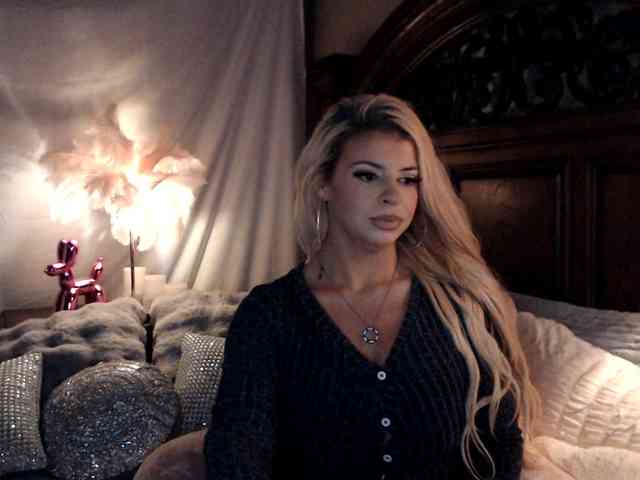 GwenTaylor webcam