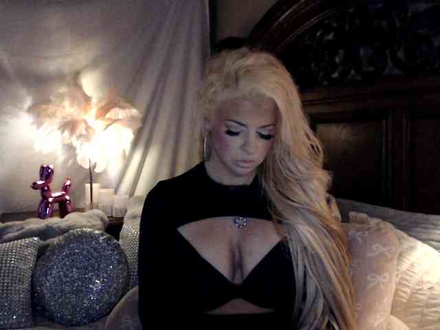 GwenTaylor webcam