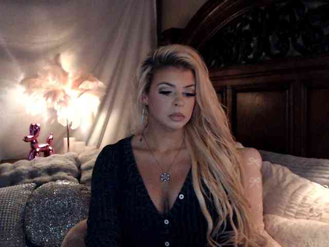 GwenTaylor webcam