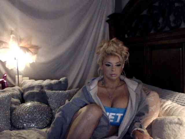 GwenTaylor webcam