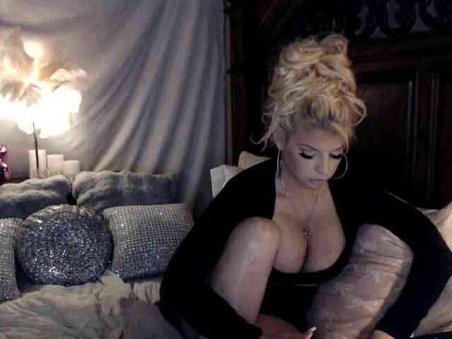 GwenTaylor webcam