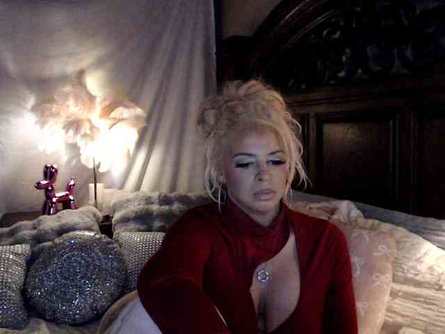 GwenTaylor webcam