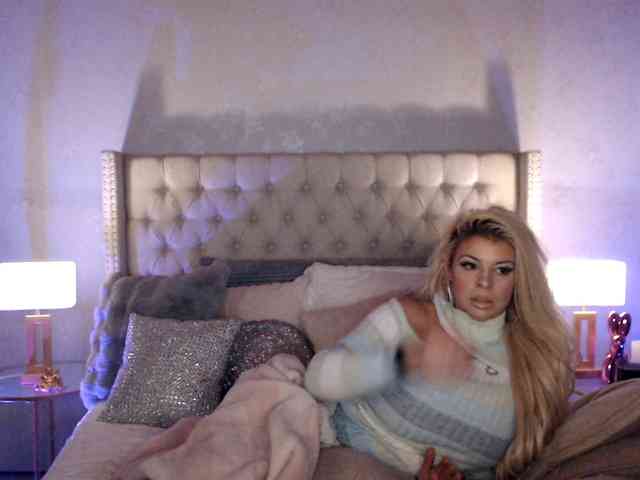 xtinastar Live Webcam on BongaCams