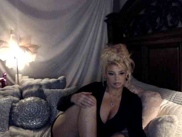 GwenTaylor webcam