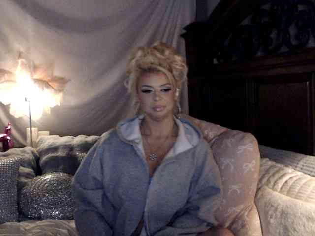 xtinastar Live Webcam on BongaCams