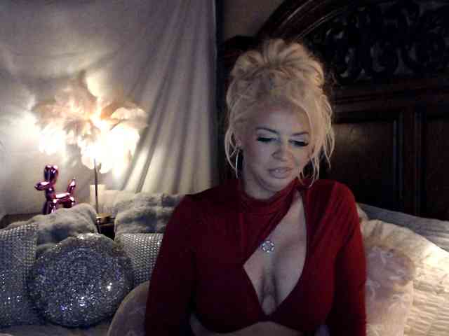 GwenTaylor webcam