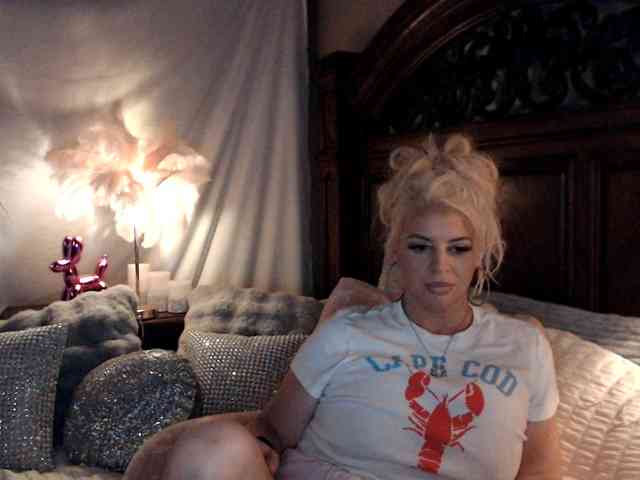 GwenTaylor webcam
