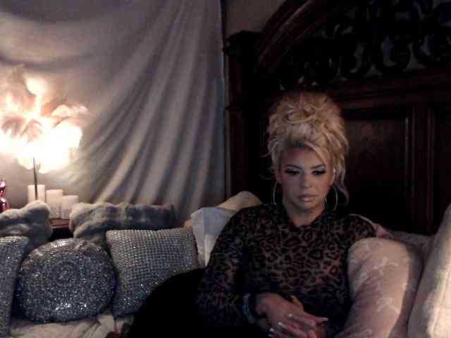 GwenTaylor webcam