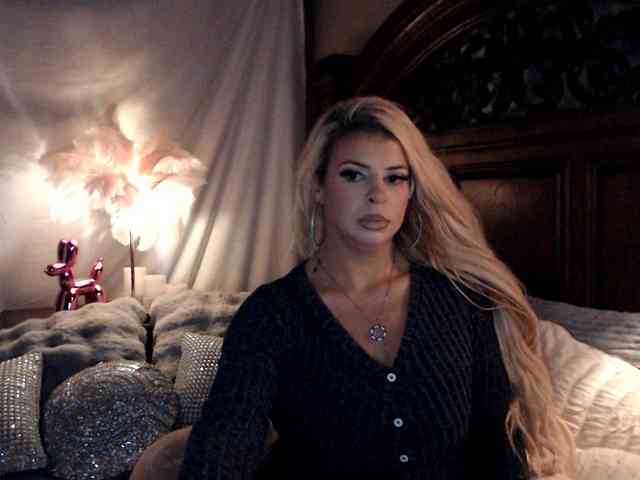 GwenTaylor webcam