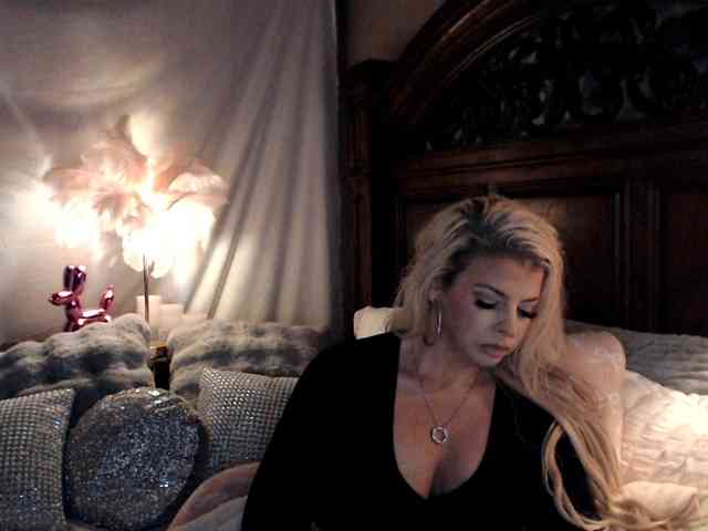 GwenTaylor webcam