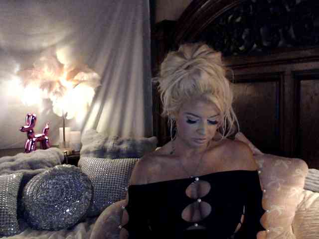 GwenTaylor webcam