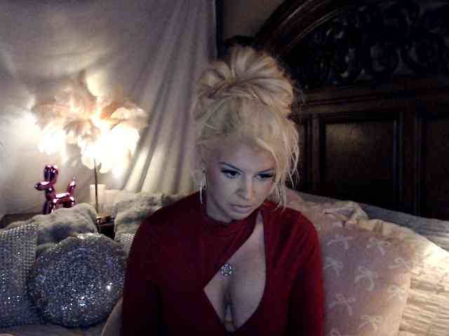 GwenTaylor webcam