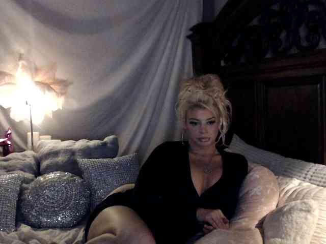 GwenTaylor webcam