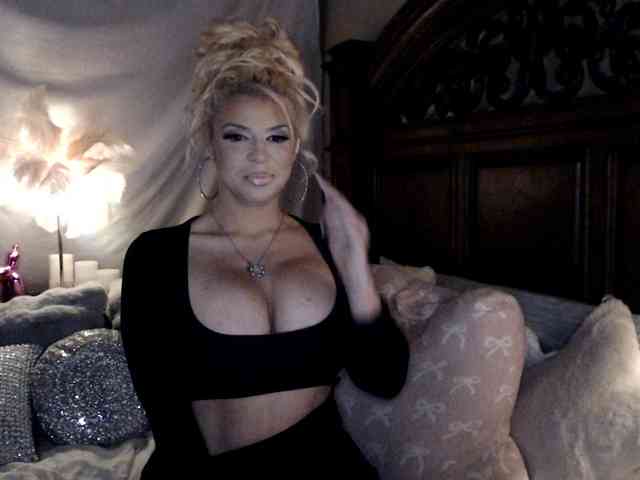 GwenTaylor webcam