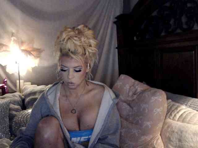 GwenTaylor webcam