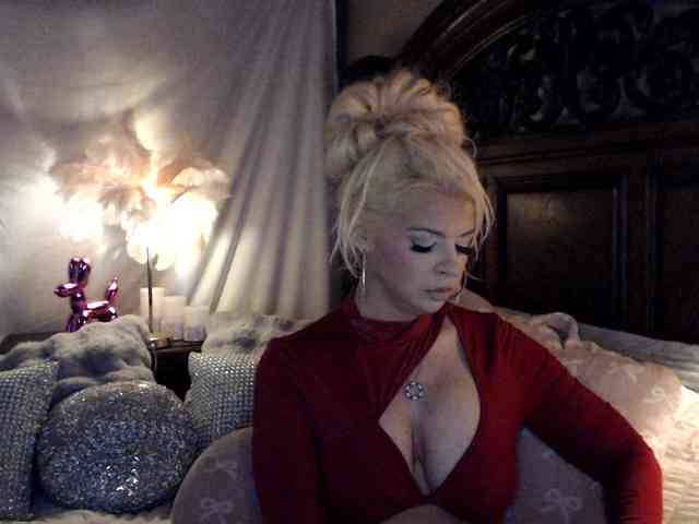 GwenTaylor webcam