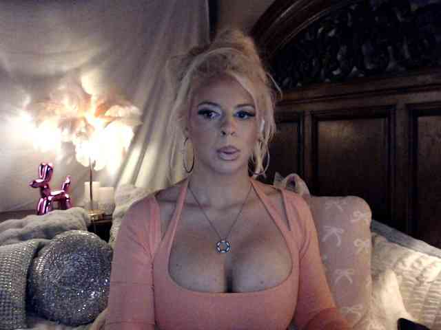GwenTaylor webcam