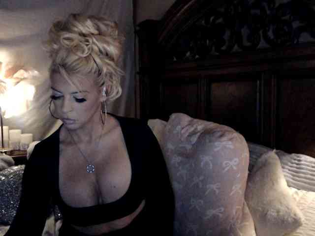 GwenTaylor webcam