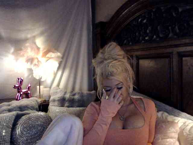 GwenTaylor webcam