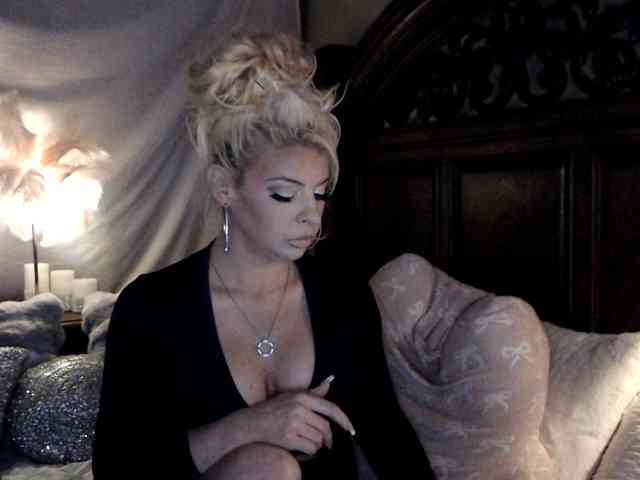 GwenTaylor webcam