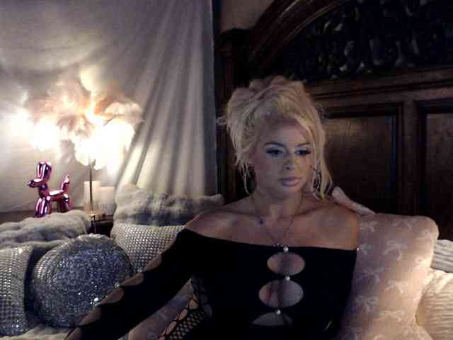 GwenTaylor webcam