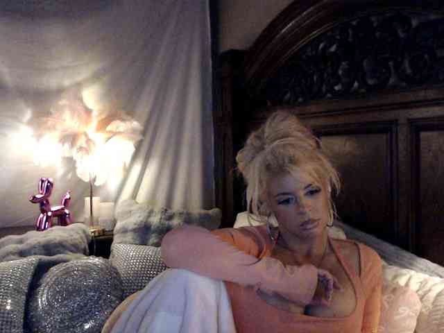 GwenTaylor webcam