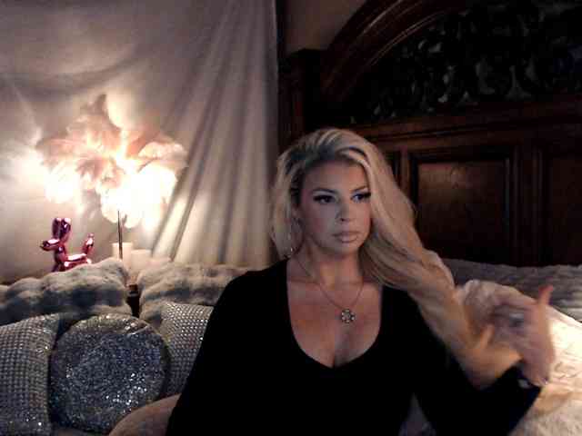 GwenTaylor webcam