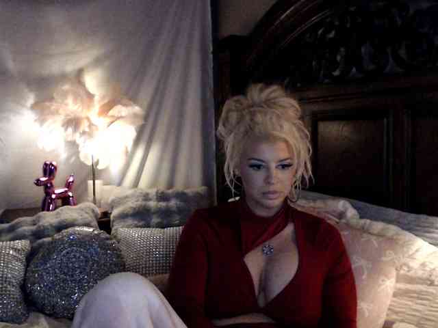 GwenTaylor webcam