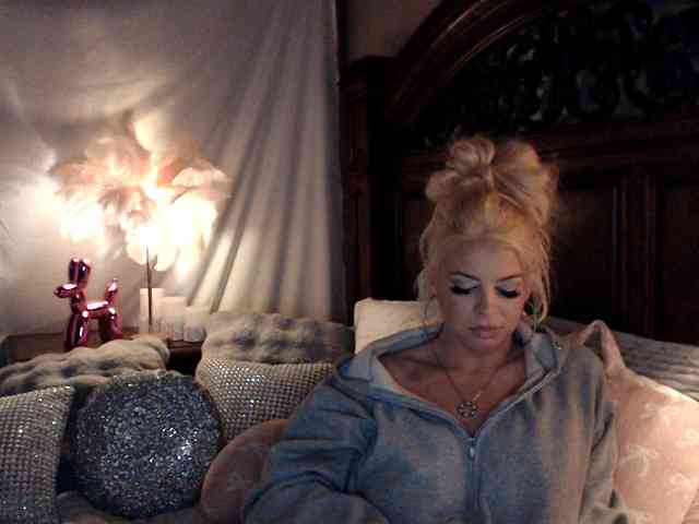 best sex chat Xtinastar
