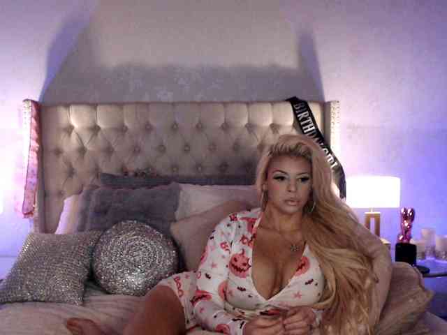 GwenTaylor webcam