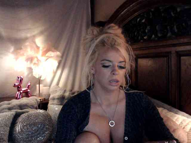 GwenTaylor webcam
