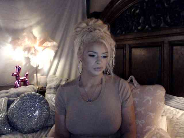 free chatting online Xtinastar