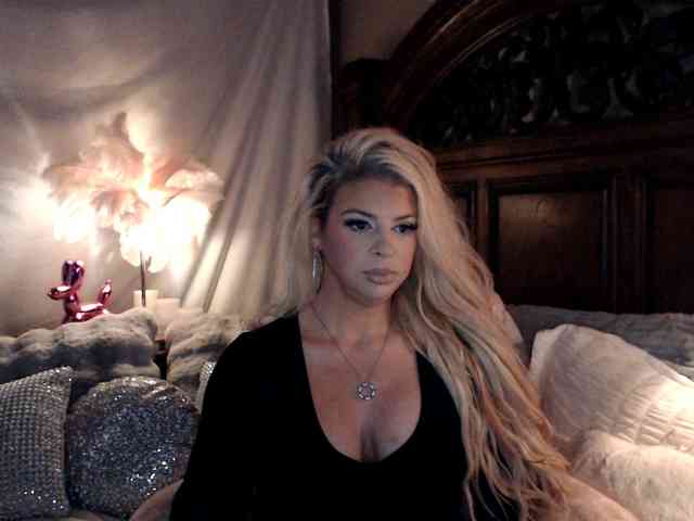 real webcam show Xtinastar