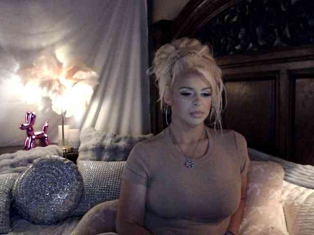 GwenTaylor webcam